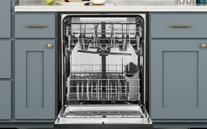 如何清洁洗碗机减少气味和灰尘