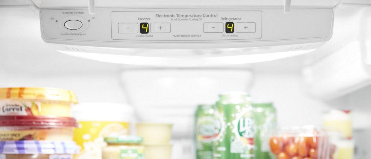 冰箱内的电子控制装置